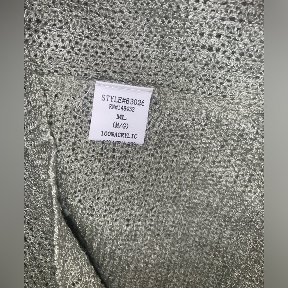 NWOT Becool Sage Green Knit Sleeveless Top - Open Back Twist - Size Medium/Large - Picture 6 of 9